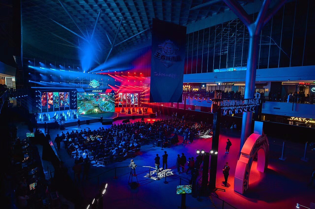 【前瞻】2025LPL春季赛 EDG vs LNG，圣枪哥大战老东家