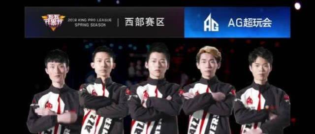 与 Cloud9 的Major冠军；退役于职业游戏